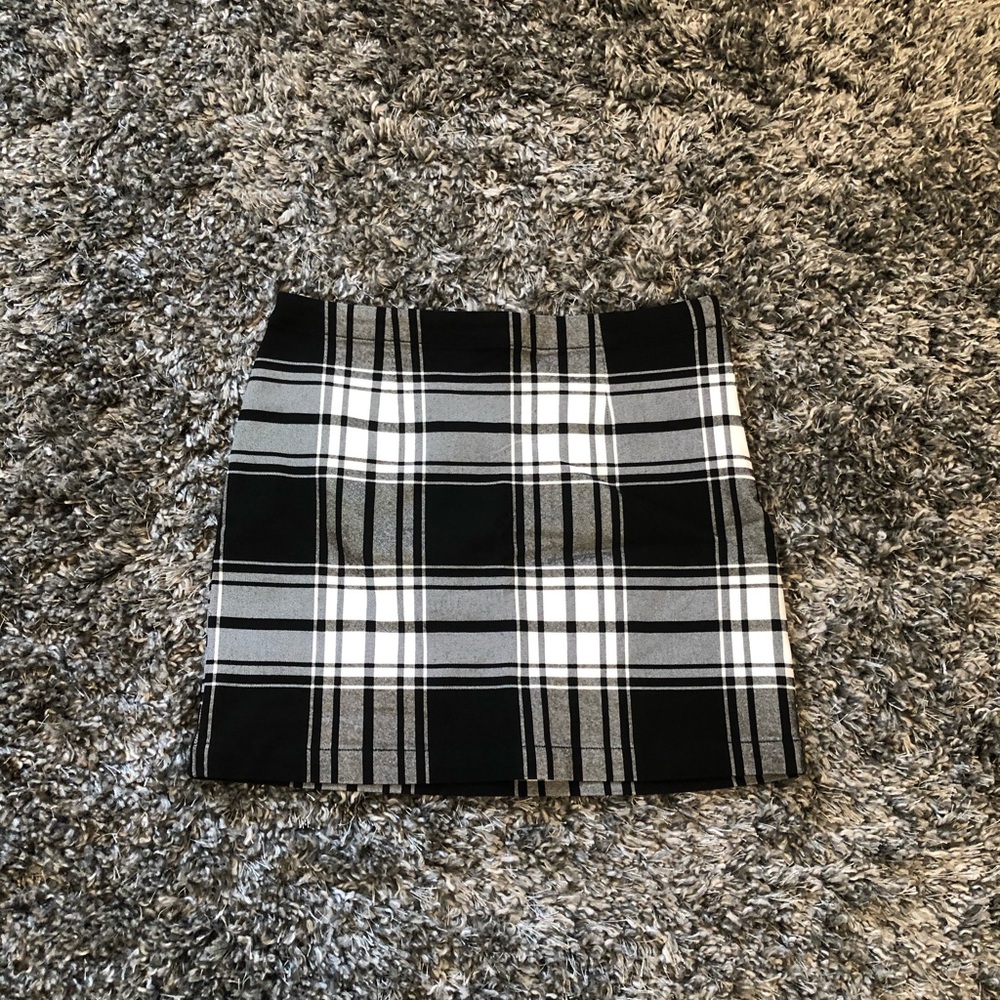 Urban Outfitters Plaid Black and White Skirt